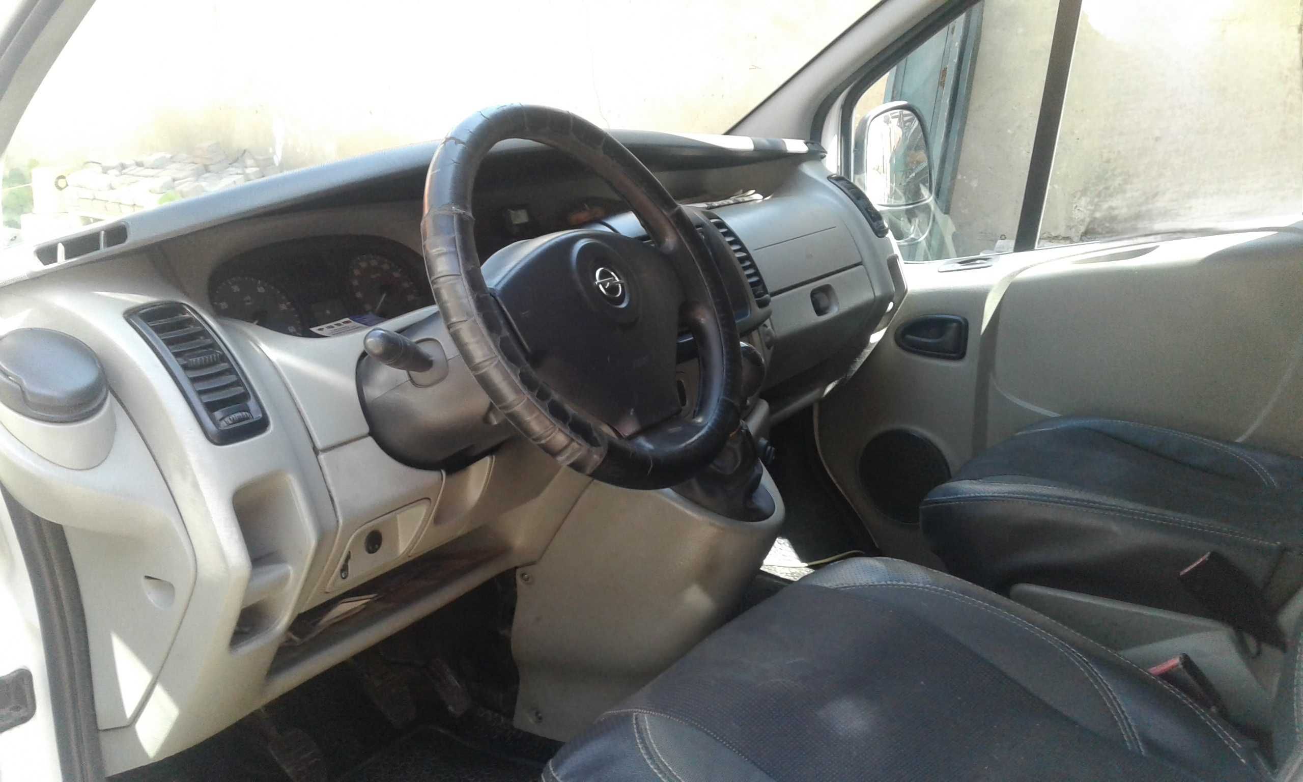 Opel vivaro 2006