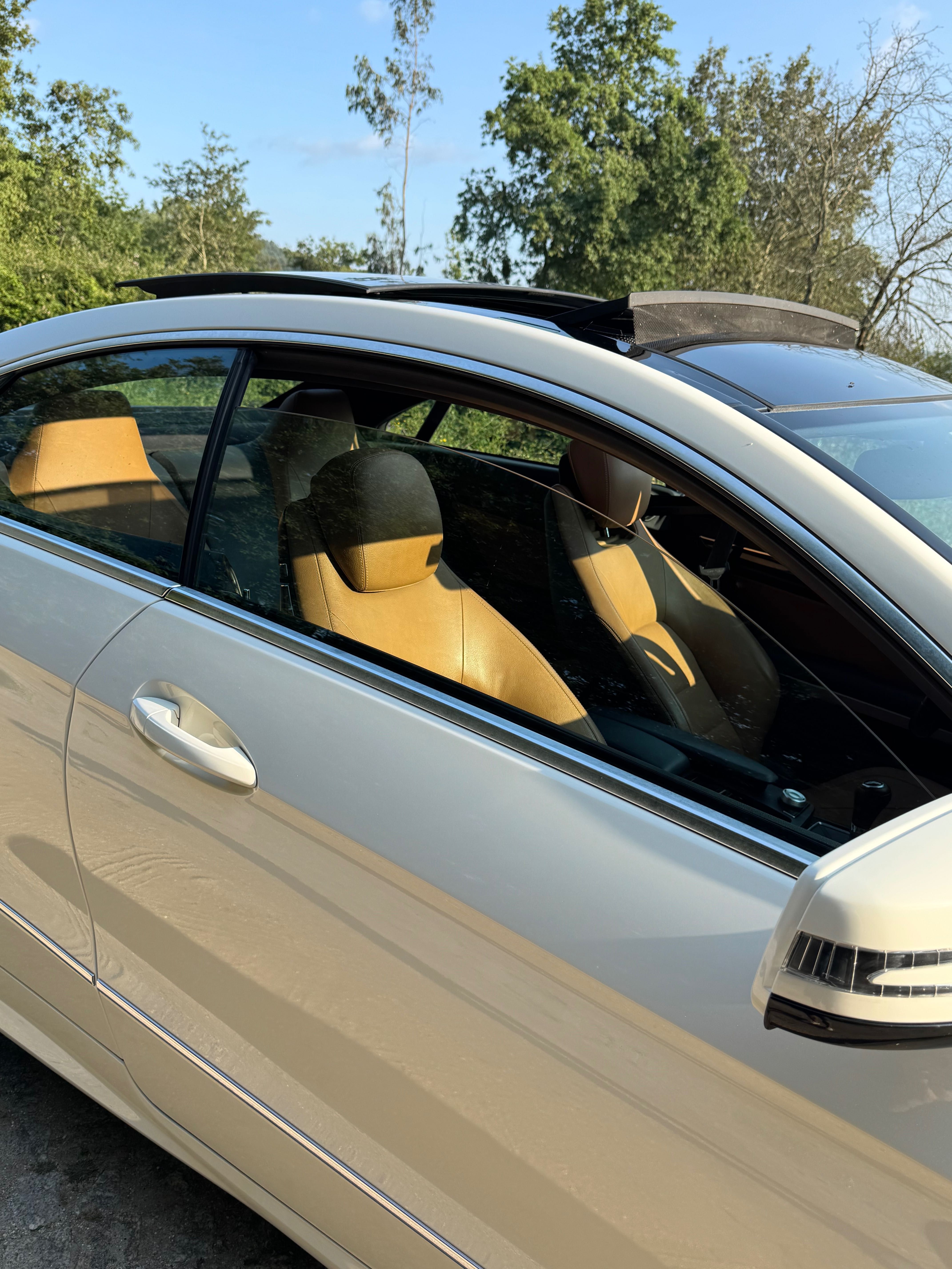 Mercedes Benz E 250 coupe