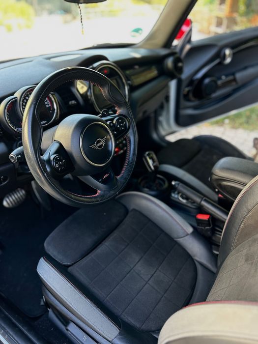 MINI John Cooper Works Cabrio  • 231cv • Automático • 49.000km