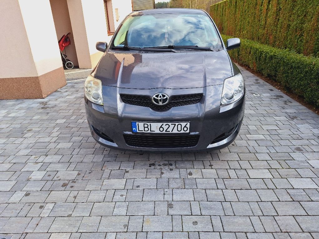 Toyota Auris 1.6 benzyna