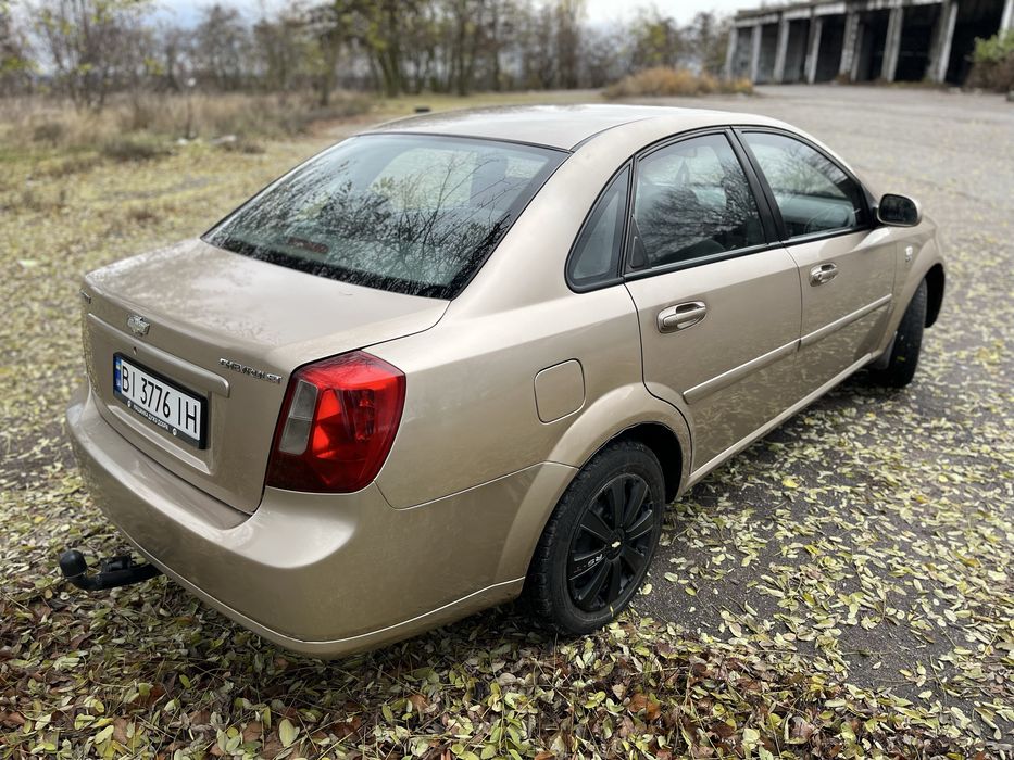 Шевроле Лачетті 1.8 газ/ бензин