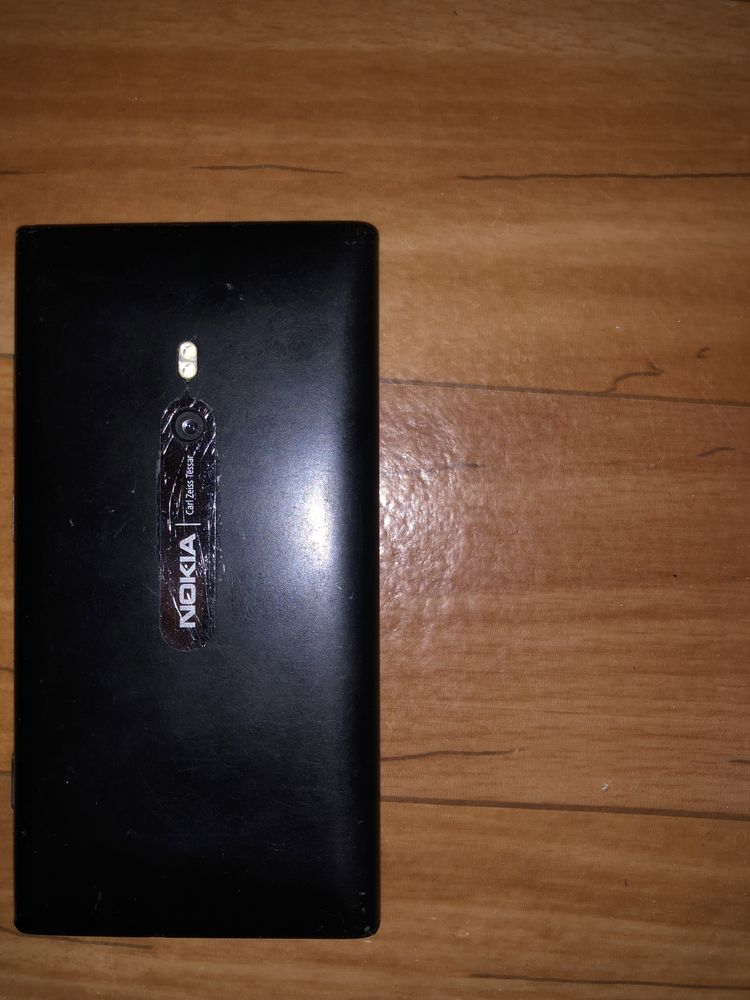 Нокия люмия 800 / Nokia Lumia 800