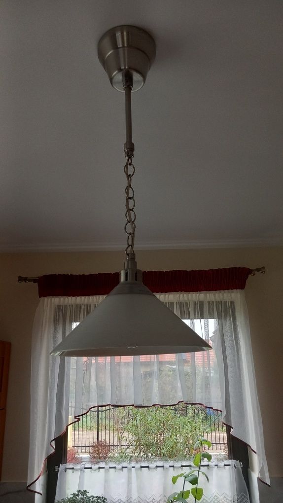 Sprzedam lampę kuchenna