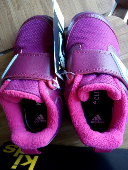 Ténis ADIDAS * Menina * Artigo Novo