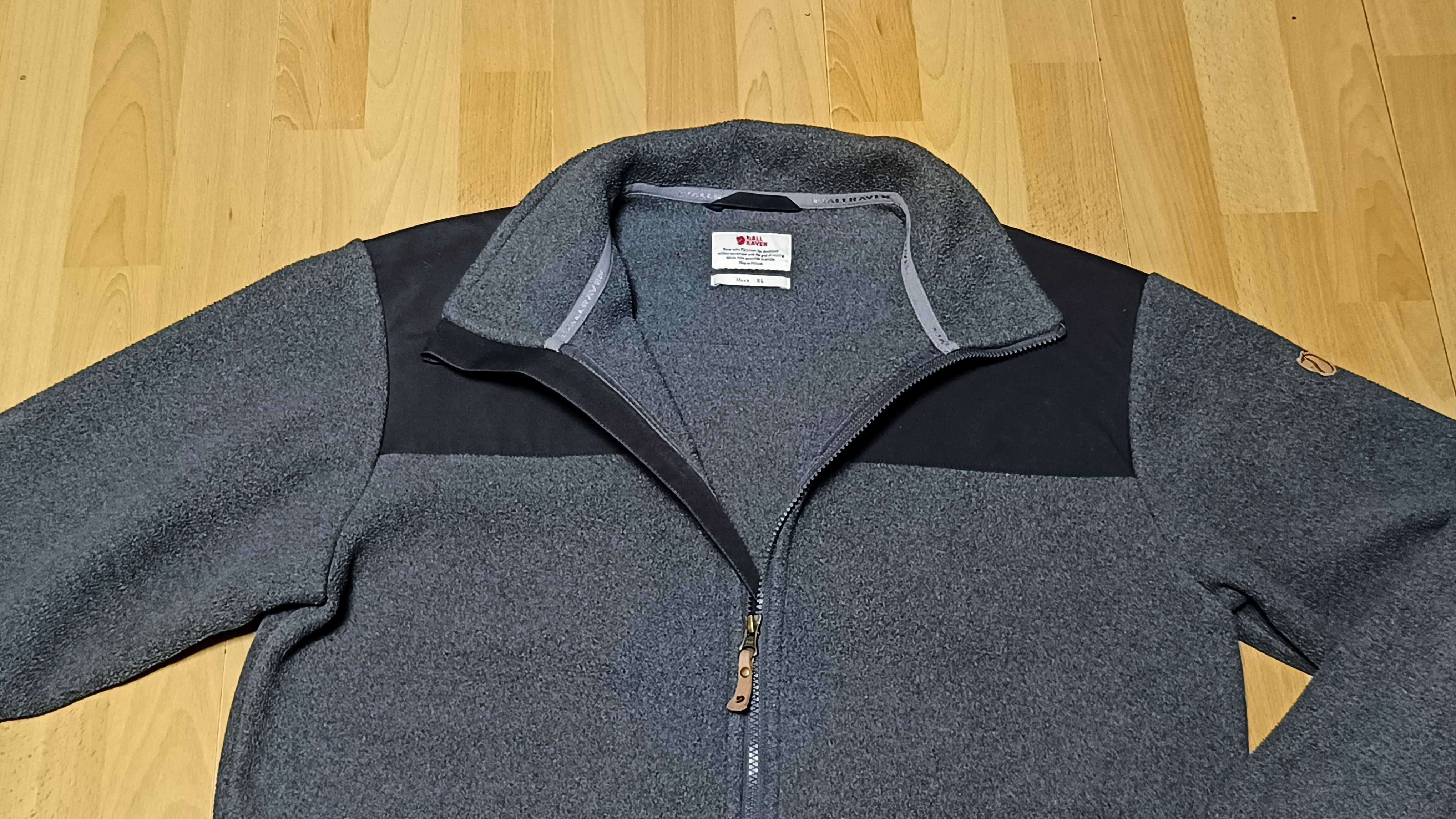 Męska kurtka polarowa FJALLRAVEN r.XL stan bardzo dobry