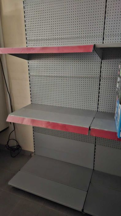 Стелаж металевий полиці