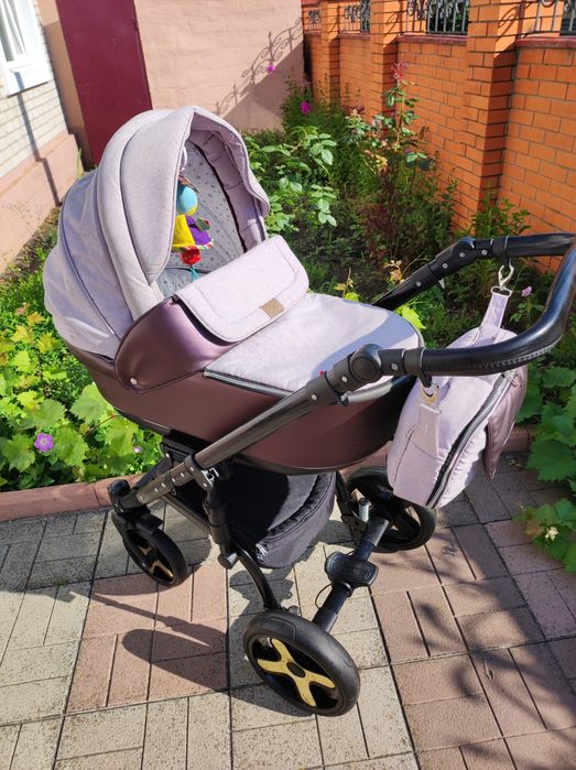 Продам коляску 2 в 1