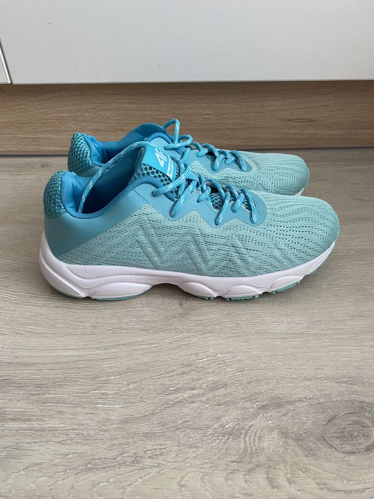 Buty adidasy damskie 4F rozmiar 37