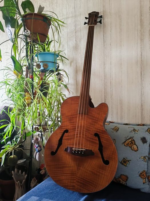 Безладовий акустичний бас V-glorify