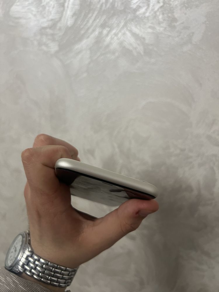 Iphone 11 128gb White 91% Neverlock | Айфон 11 128гб білий як новий