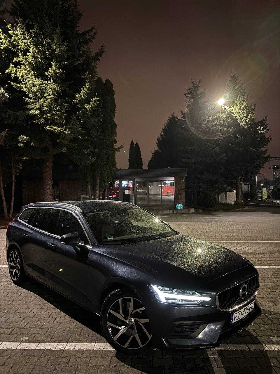 Volvo V60 2.0 Benzyna 250 HP Universal Faktura VAT 23%  ЕКСПОРТ ПДВ 0%