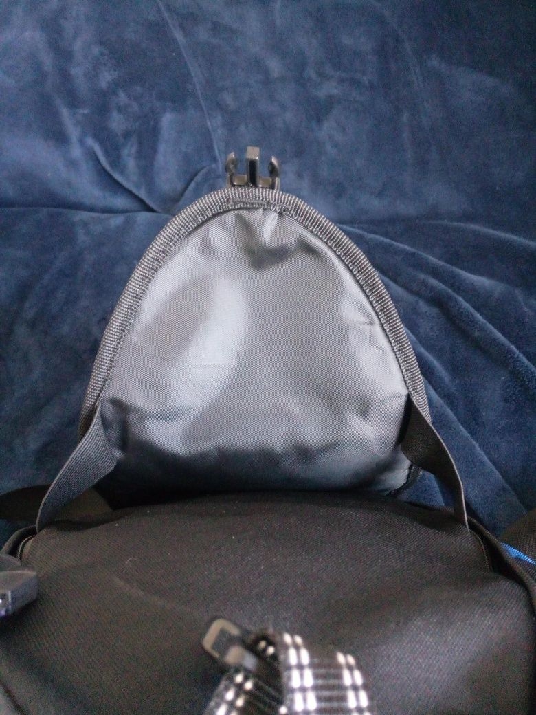Plecak rowerowy / turystyczny TCM (ok. 15 l)
