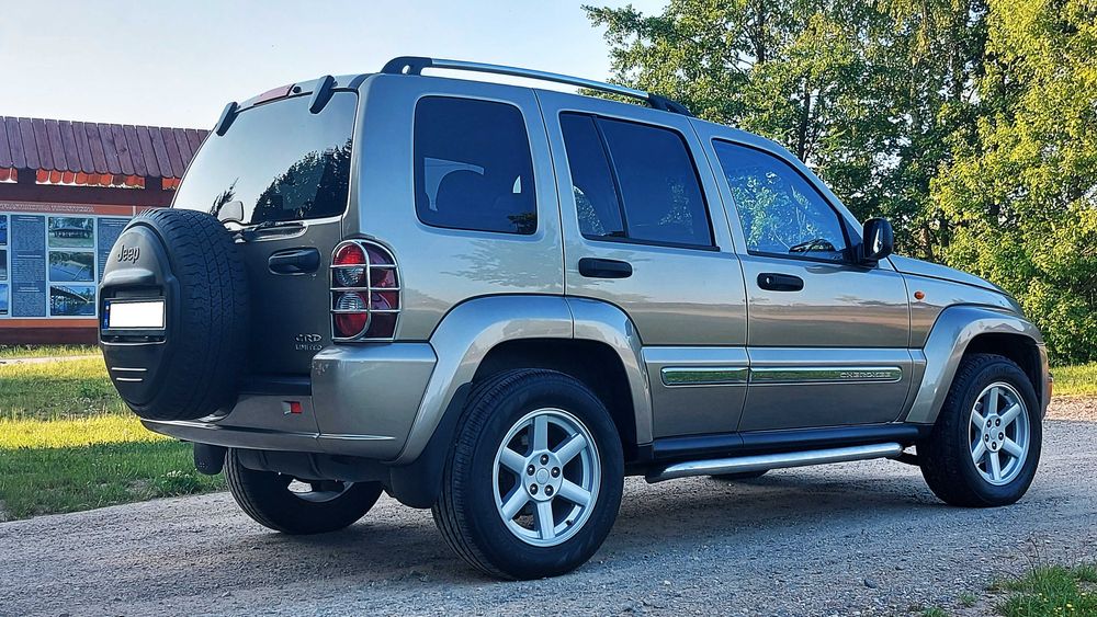Jeep Cherokee III Liberty Wyjątkowy egzemplarz Polski salon