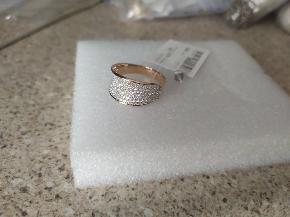 Каблучка золота жіноча 585