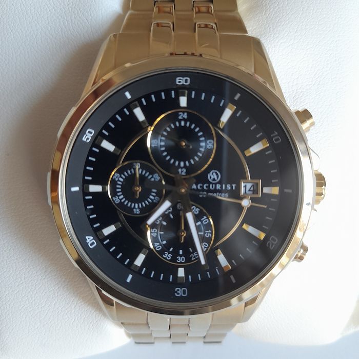 Relogio dourado accurist