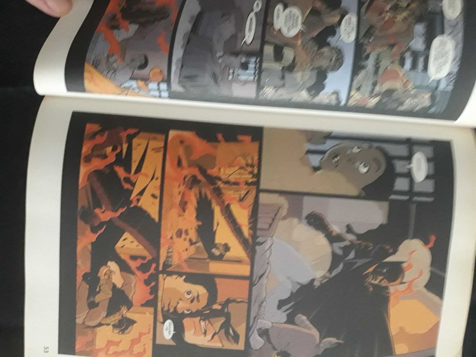 Livro Batman- O Cavaleiro das Trevas , da Série Ouro.