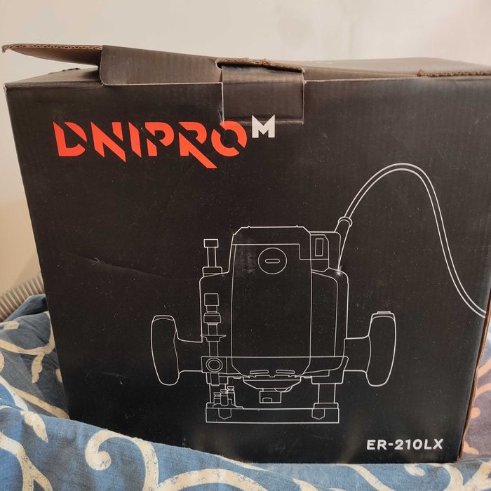 Фрезер Dніпро-М-ЕR-210LX