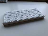 Apple Magic Keyboard — COMO NOVO