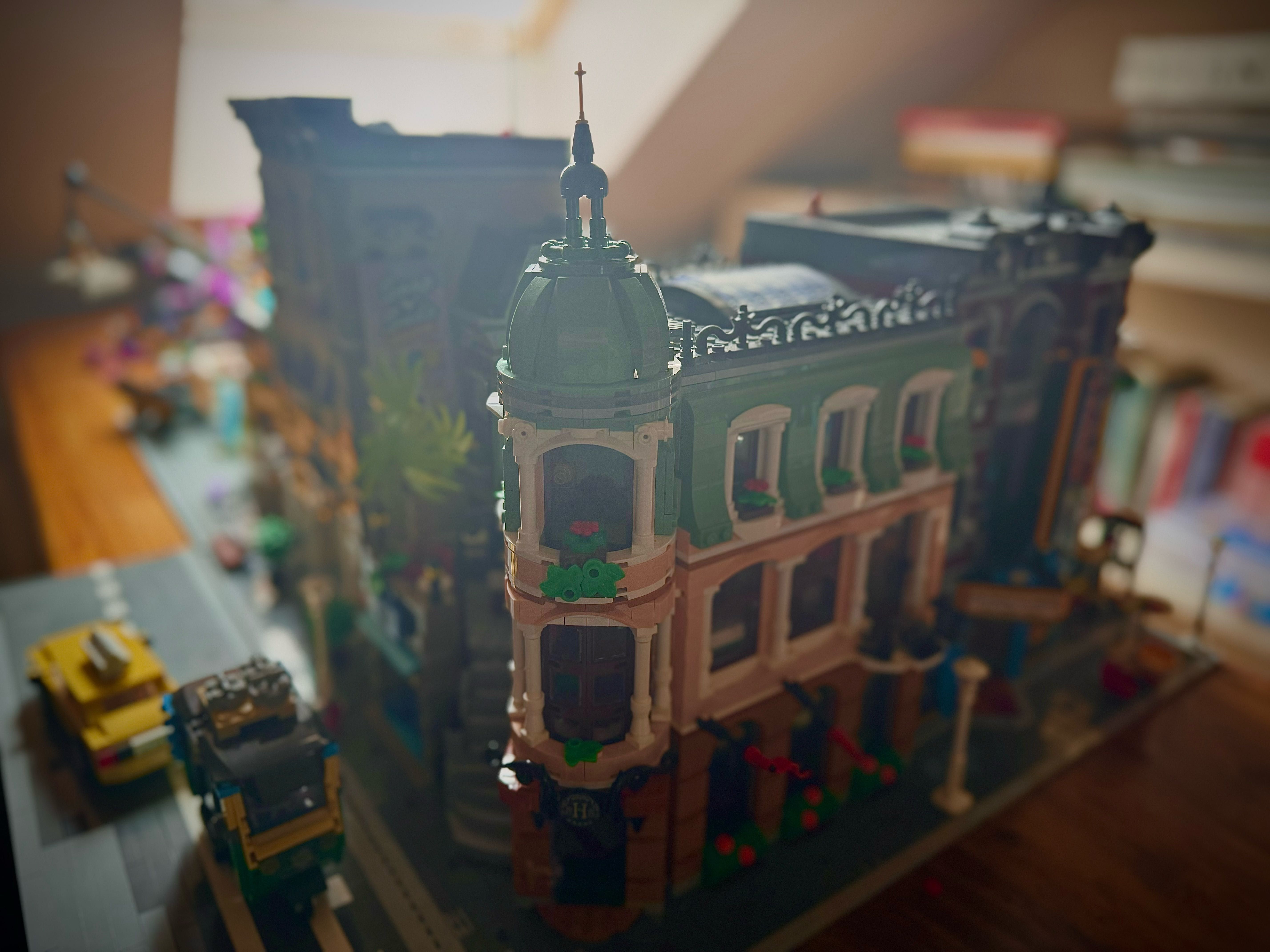 LEGO Posterunek Policji +Hotel Butique +Żółta Taksówka