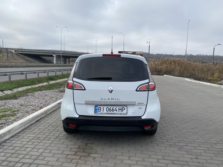Renault Scenic 2 Rest