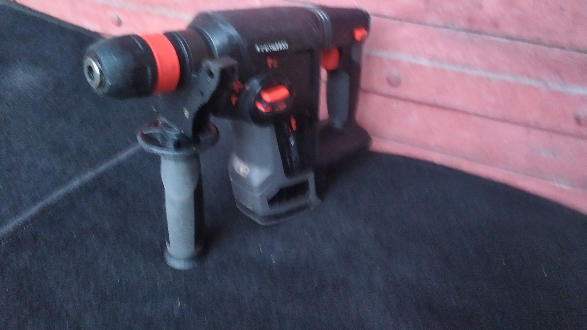 Wiertarka udarowa młotowiertarka SDS plus hilti te6 a22 drs