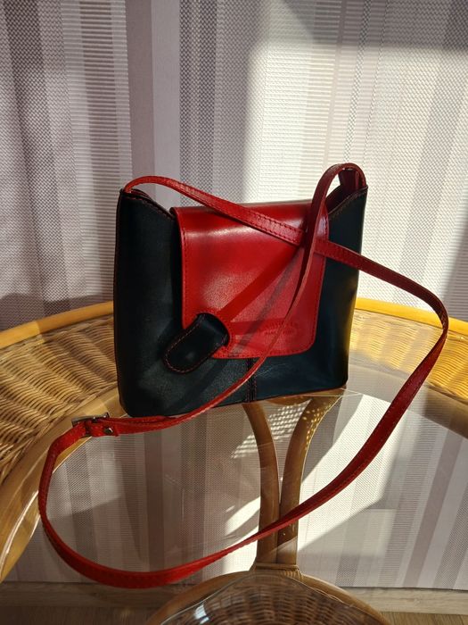 Шкіряна невелика сумочка