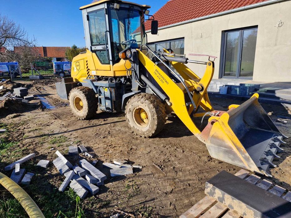 Sprzedam ładowarkę