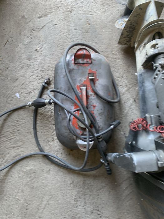 Suzuki 15 лодочний мотор 2тактний