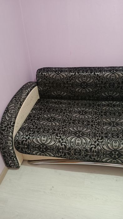 Диван ,ліжко розкладне