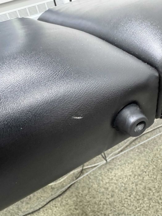 Кушетка косметологічна (для масажу, тату, бʼюті)