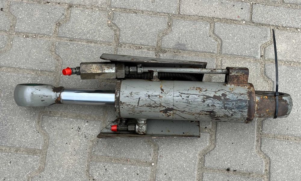 Siłownik Yanmar VIO 25