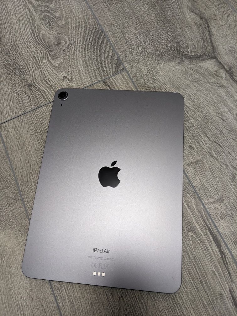 iPad air 5 64GB wi-fi