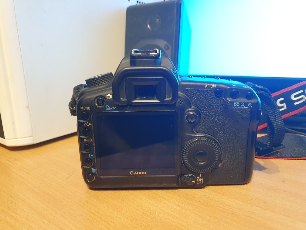 CANON 5D MARK II ( na ostatnim zdjęciu spis rzeczy innych na sprzedaż)