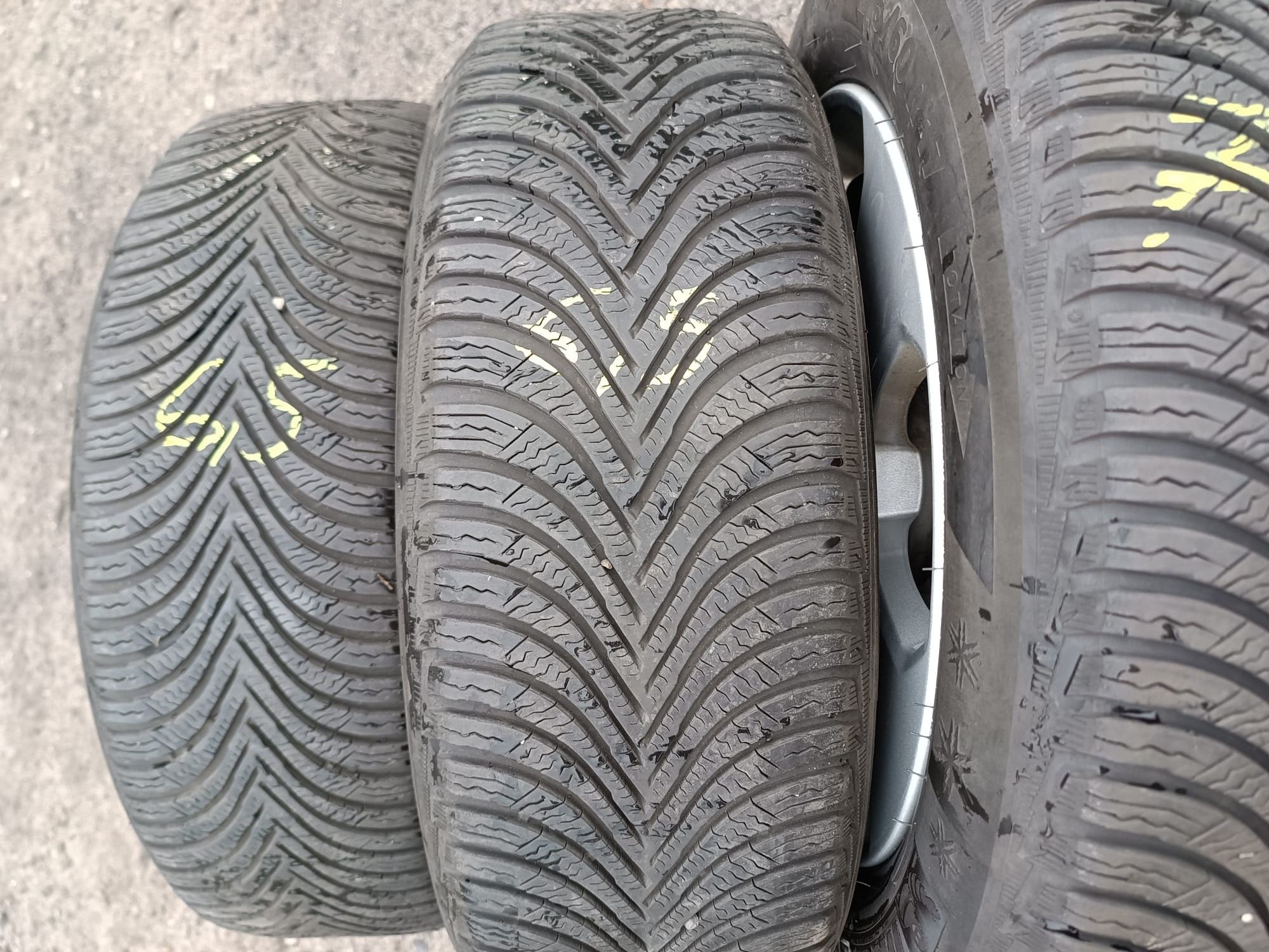 Opony zimowe 215/60/17 XL Michelin Alpin 5 bieżnik 7,5mm-6,5mm 2017rok