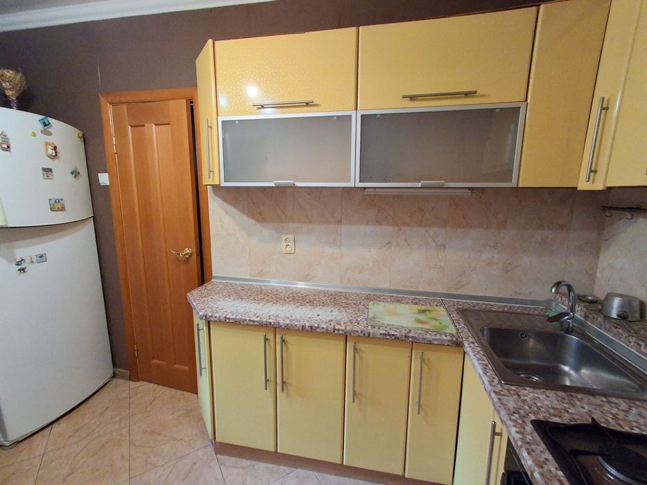 Сдаётся частный дом на Промышленном переулке. Газ, парковка, гараж