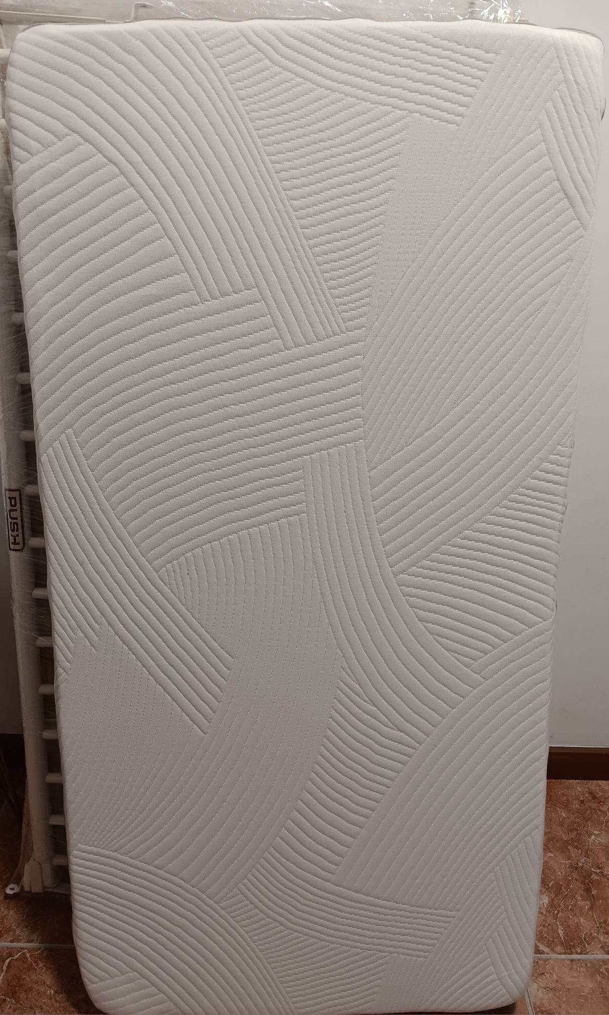 Colchão de berço viscoelastico 1,20mx0,60cm impecáveis.