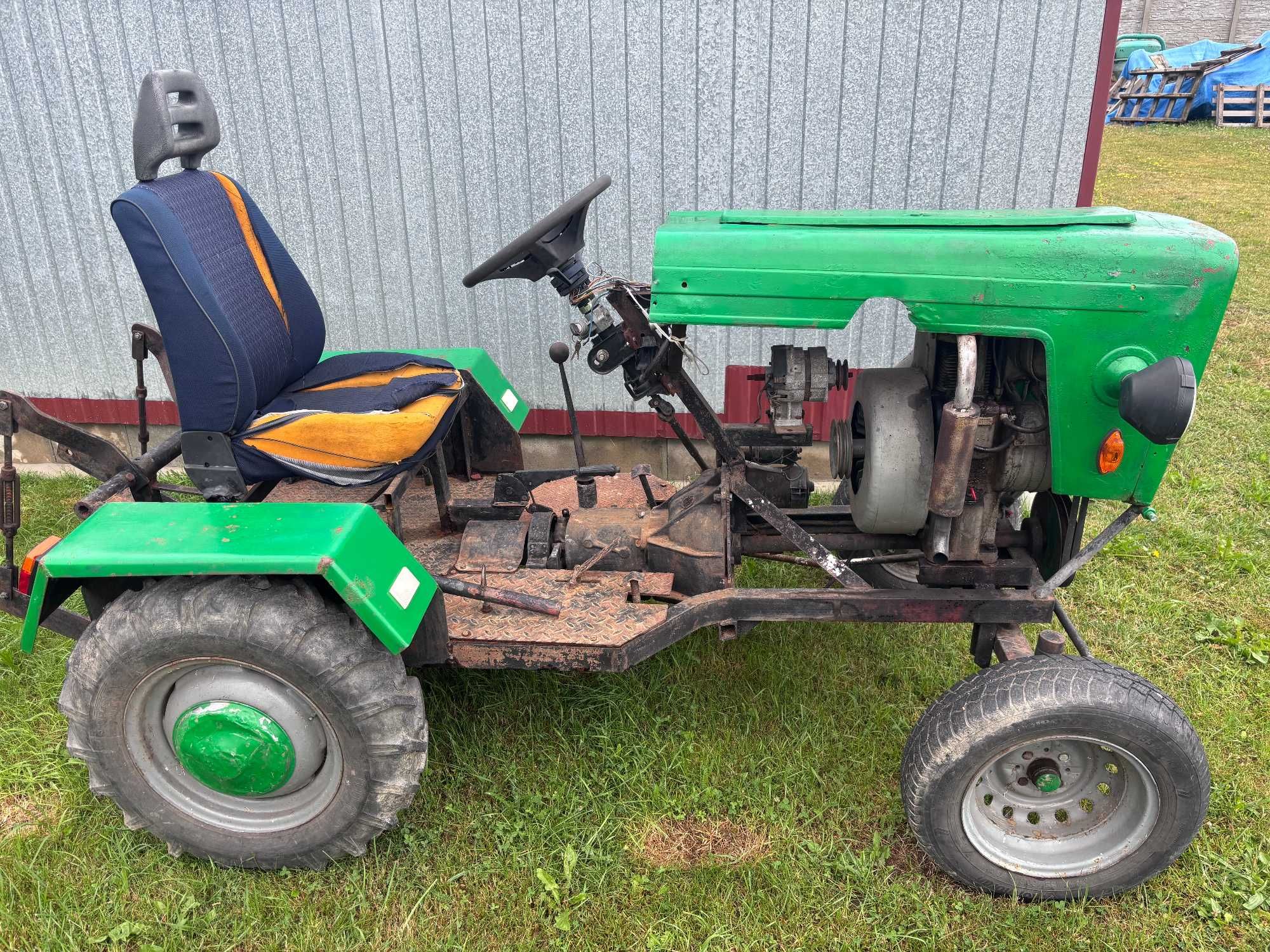Traktor S-7 Andoria