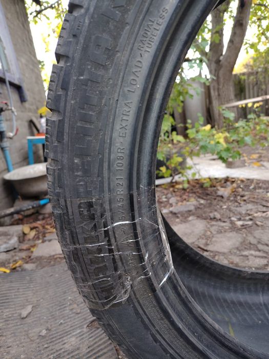 Гума зимова Nokian Hakkapelitta. Б/в. 265/45 R21