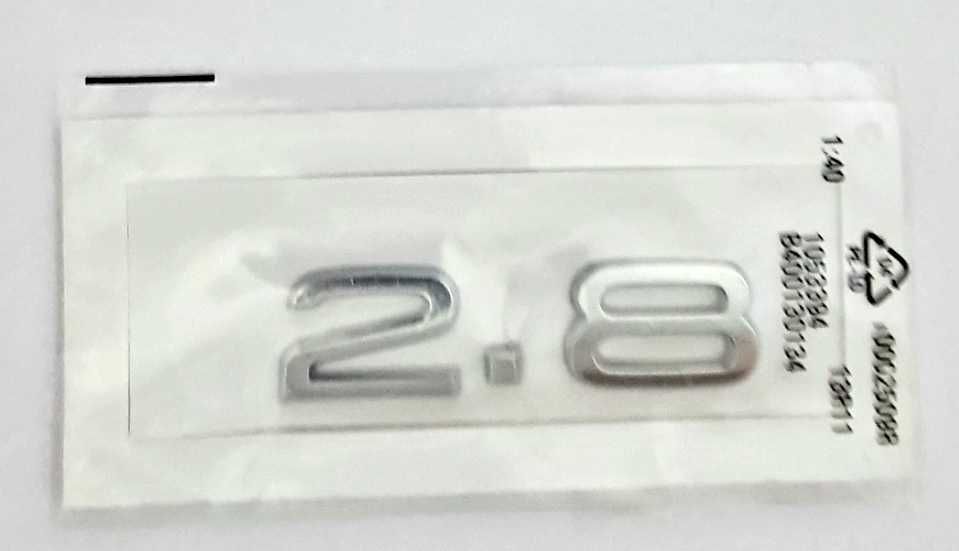 Nowy srebrny znaczek 2.8 przyklejany logo