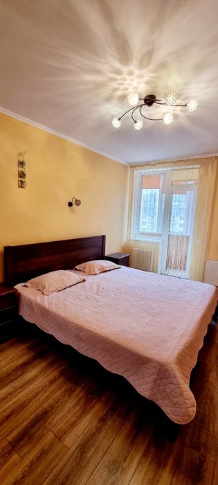 2-кімнатна новобудова біля МедГарден,1,3,4 квартира подобово,посуточно