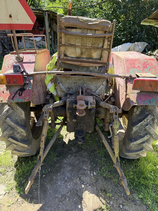 Traktor, ciągnik, niezarejestrowany, sprawny, perkins 3 cylindry, 42KM