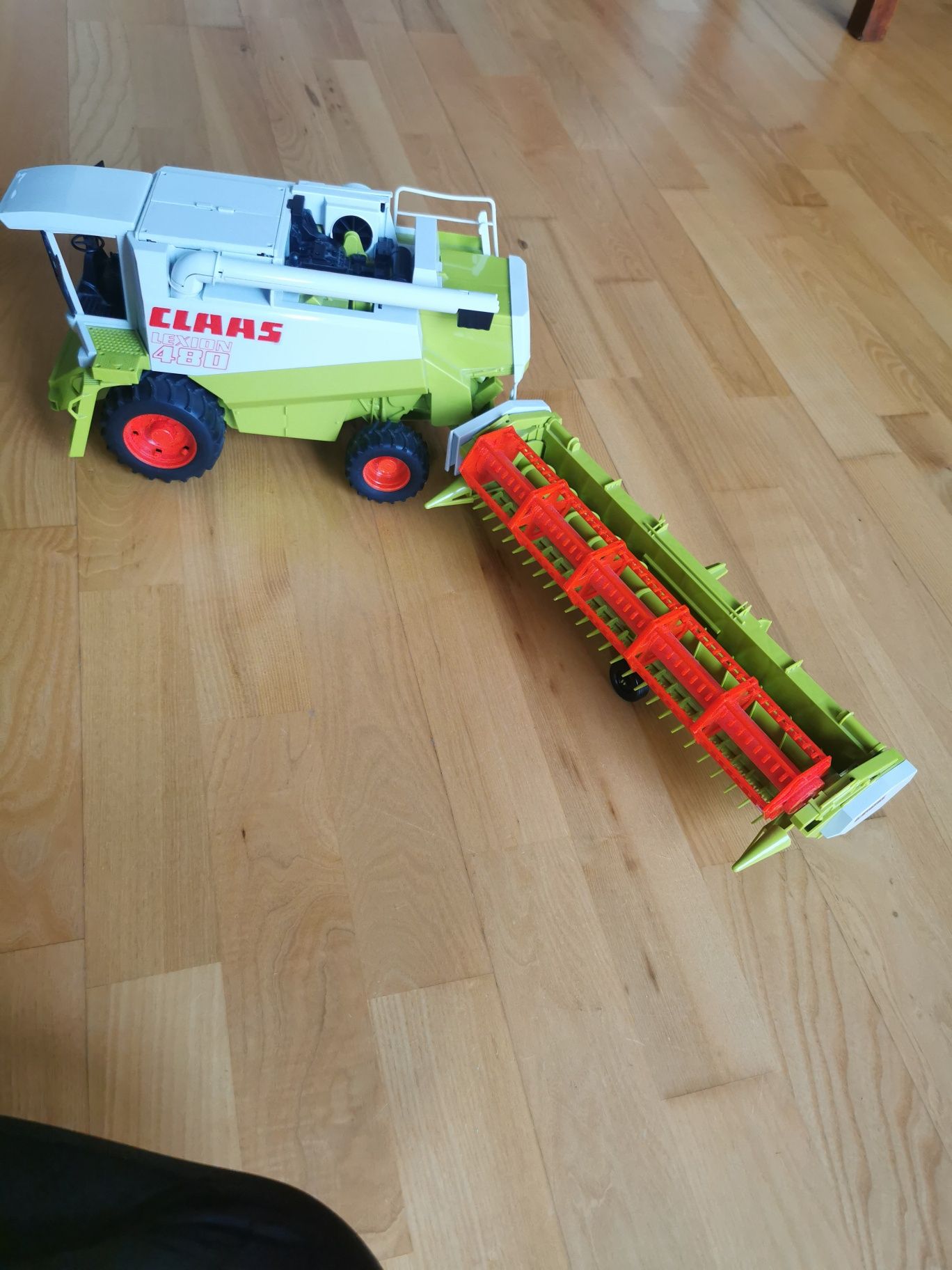 Bruder Claas 480 kombajn