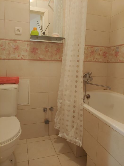 Доба Сяйво неподалік жд