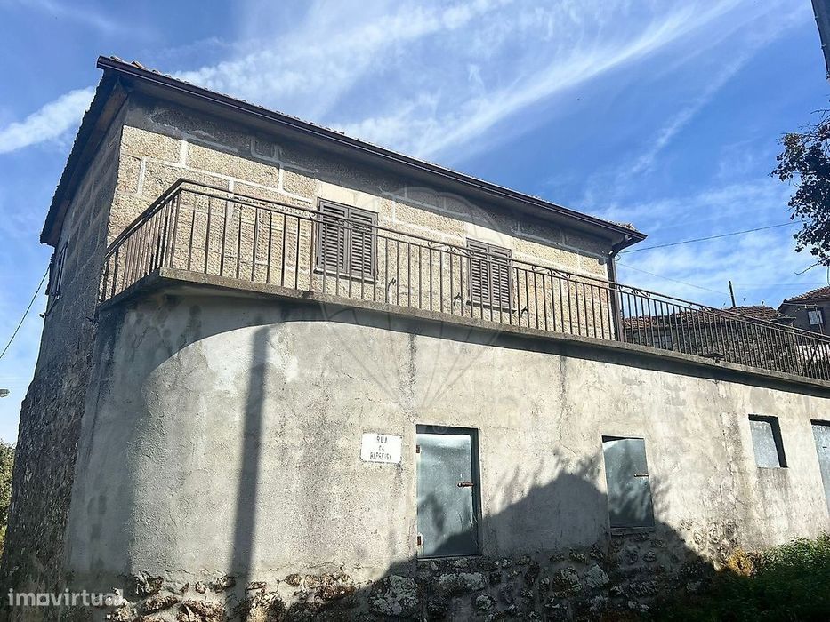 Moradia T2 para venda