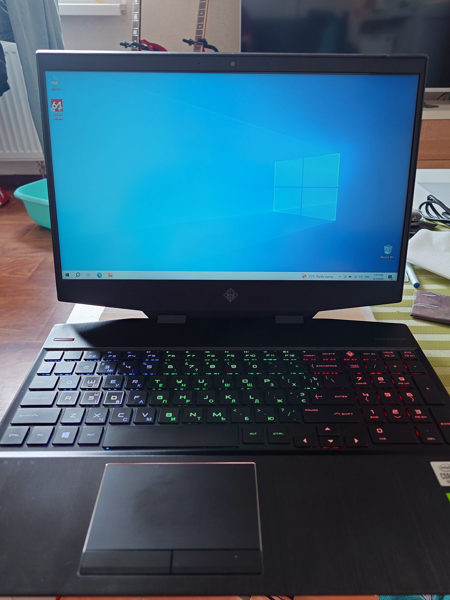 HP Omen 15 144Гц i7 10750H RTX 2070 Max-Q, 24 RAM, 500GB ігровий ноутб