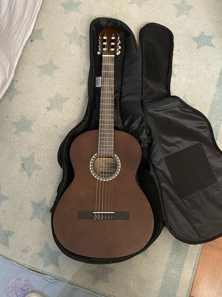 Guitarra como nova