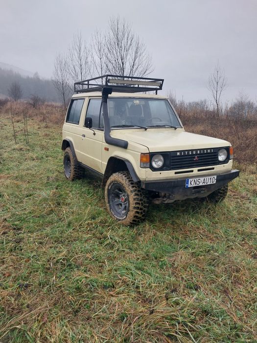 Mitsubishi Pajero 1