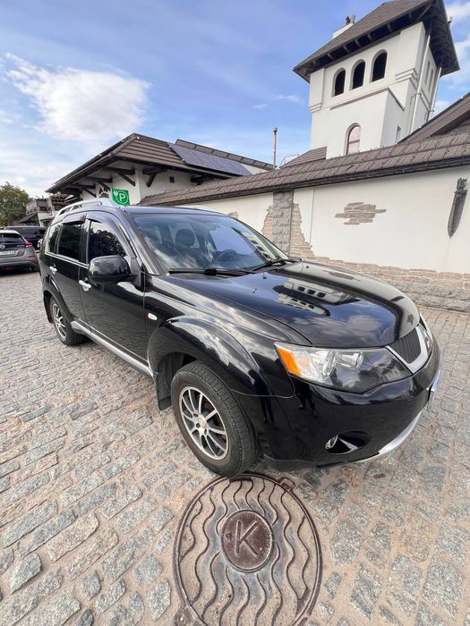 Продам Mitsubishi outlander xl 2007 год
