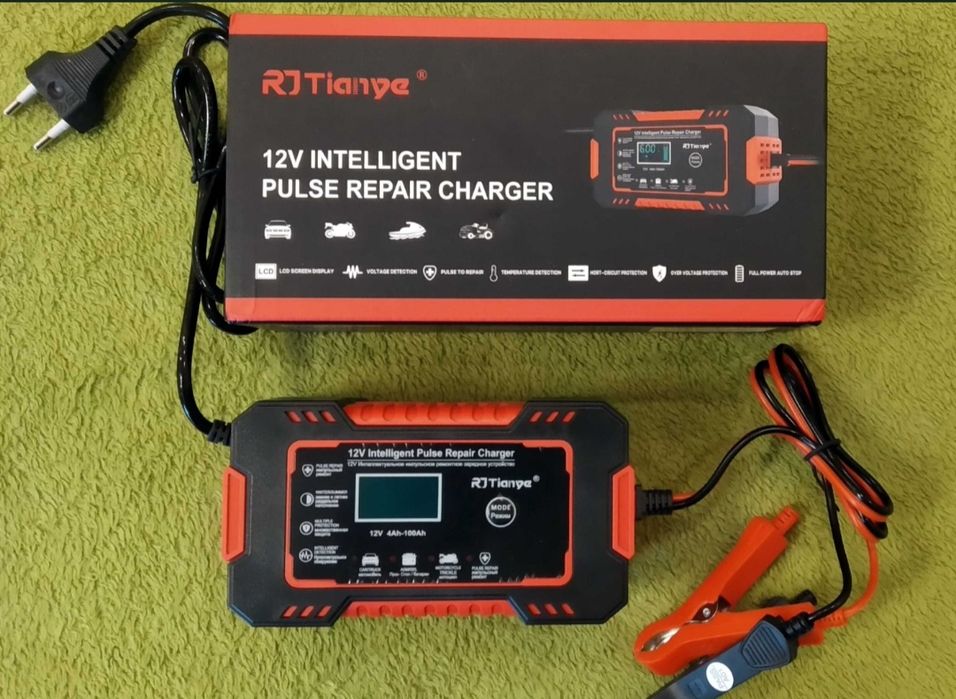 Зарядний пристрій