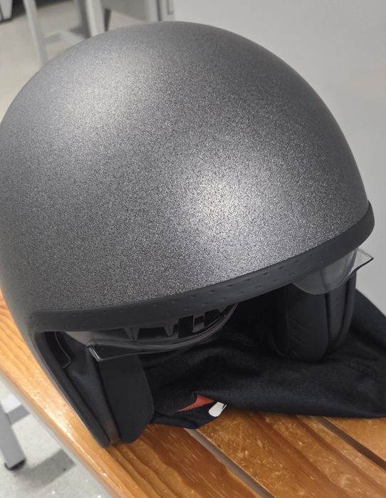 capacete aberto como novo